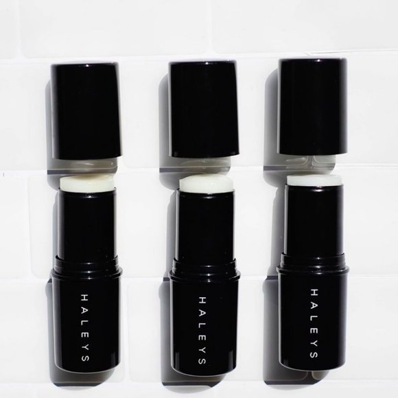 RE:FRESH Cleansing Stick - Picture 8 of 8